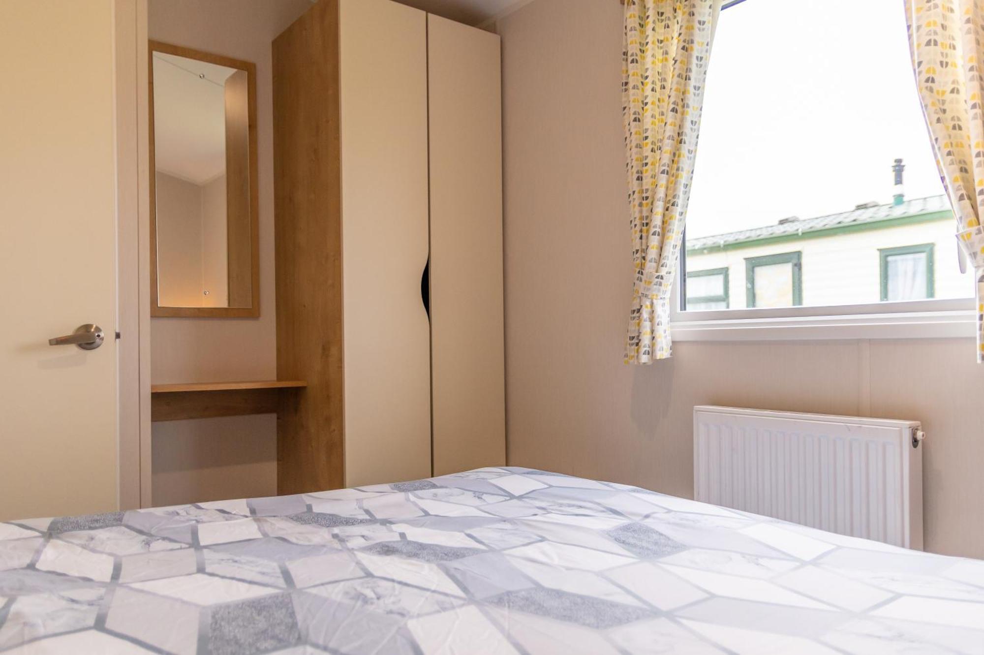 64 Lancaster The Lazy Willow 3 Bedroom Hot Tub Caravan Tattershall Lakes Екстериор снимка